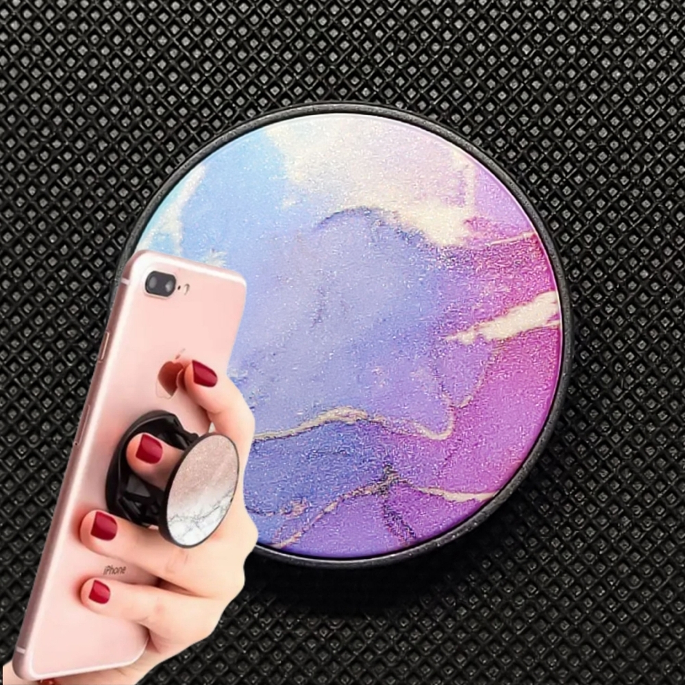 NWOT | 3M Expanding Phone Holder Stand